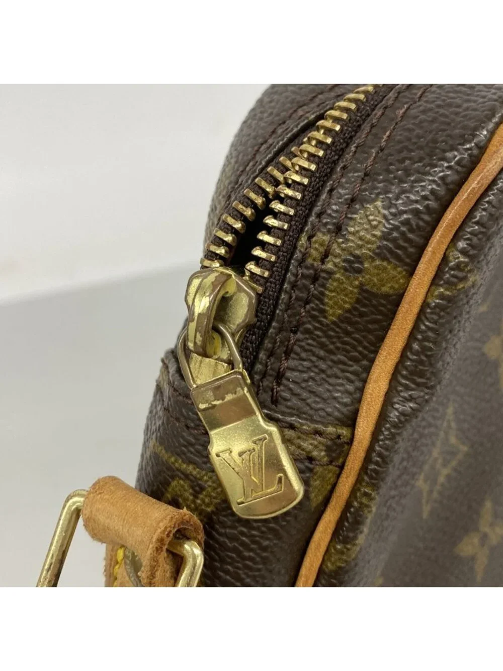 Louis Vuitton Shoulder Bag Monogram Danube Brown